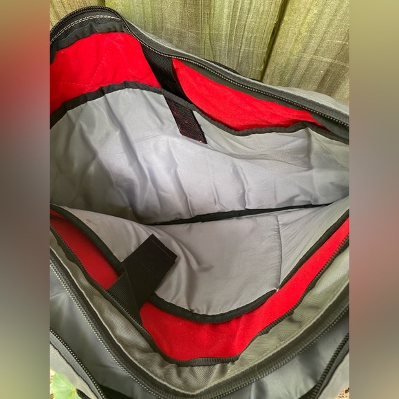 Timbuk2 Control Messenger Bag - Picture 7 of 9